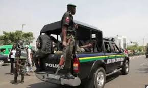 Ondo Elections: Police bar politicians with security escort from voting venues