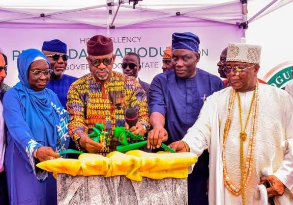 Abiodun commissions Lantoro–Oke-yidi road